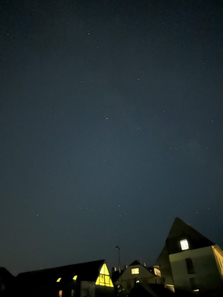 spotting stars in the night sky from above Hotel Best Western Montgomery