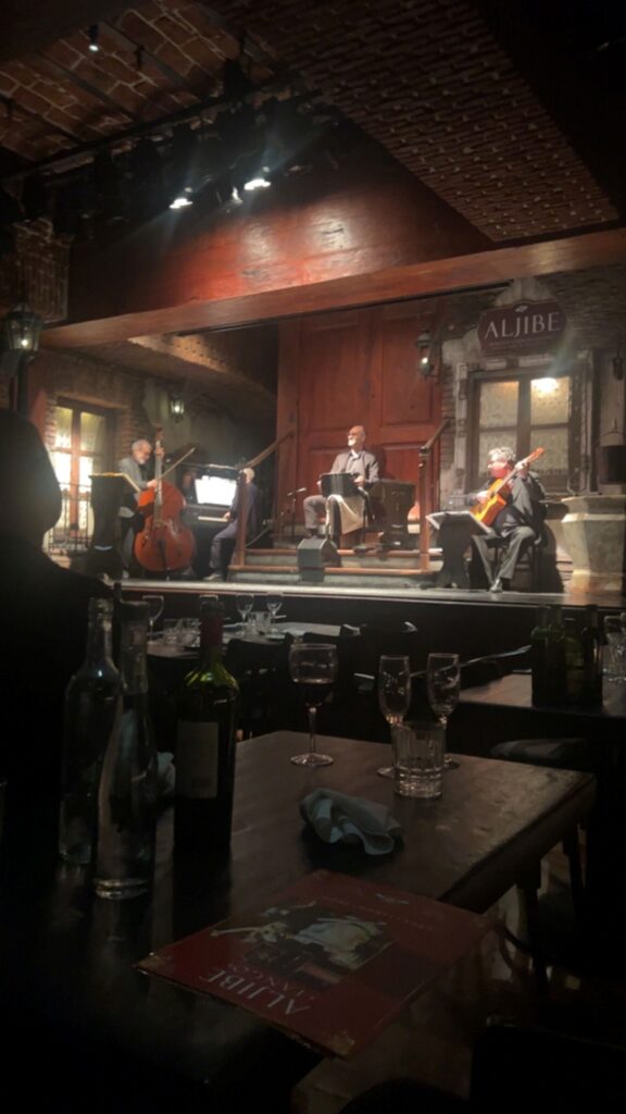 Cultural evening at Aljibe Tango featuring Argentine cuisine and tango