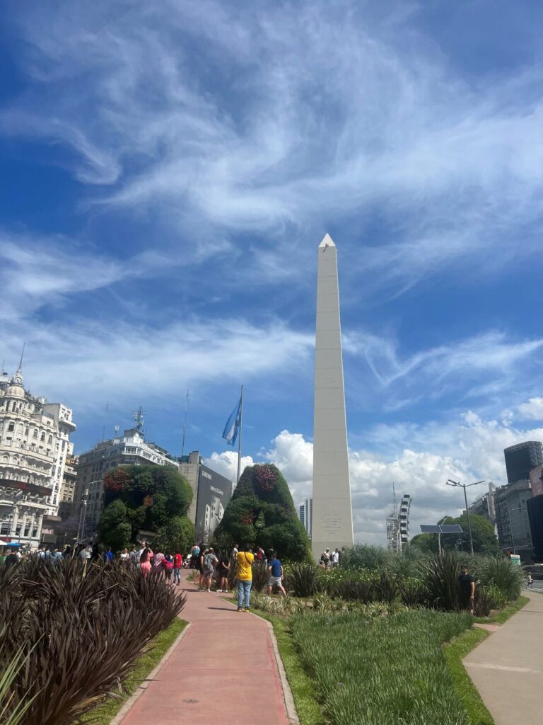Obelisco de Buenos Aires located in the Plaza de la República in Buenos Aires is a landmark building.