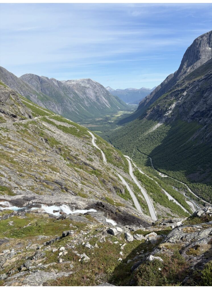 Breathtaking viewpoint at Dalsnibba above the Geiranger region