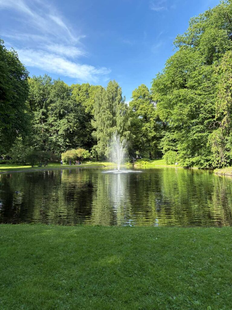 Oslo's iconic royal residence and landscaped gardens.